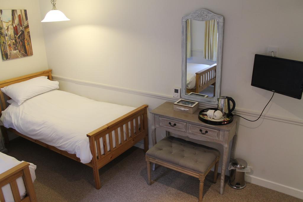 בקלס The Swan Motel, Gillingham חדר תמונה